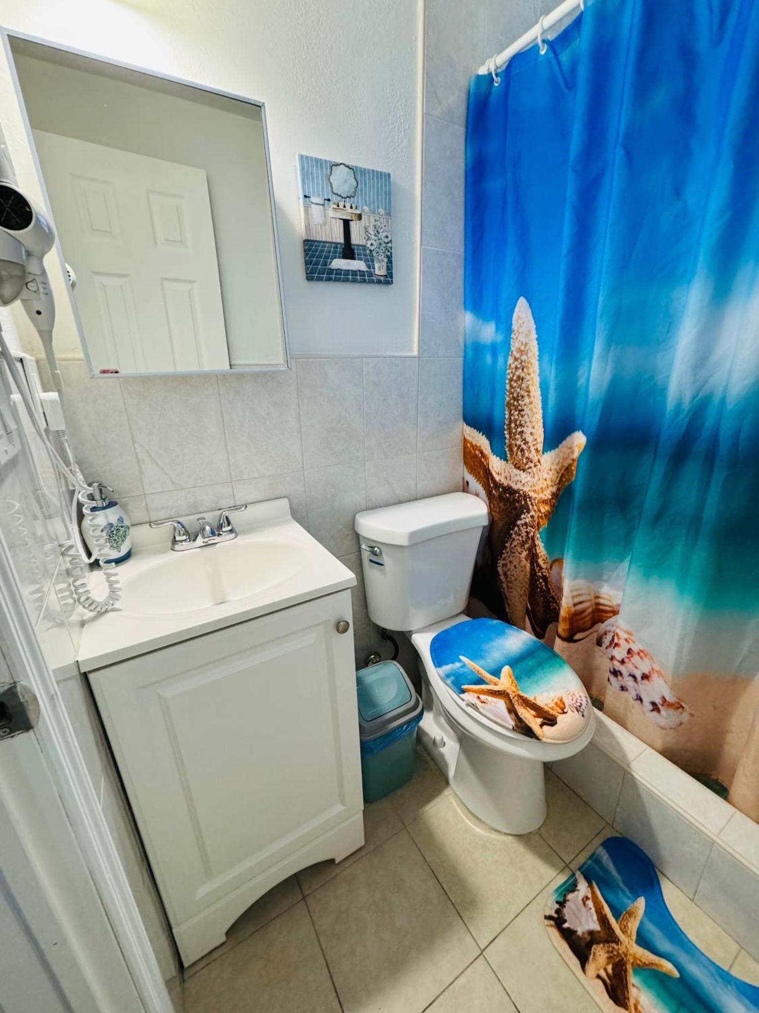 B5 Best Value On Private Bedroom With Private Bathroom In Little Havana, Miami Luaran gambar