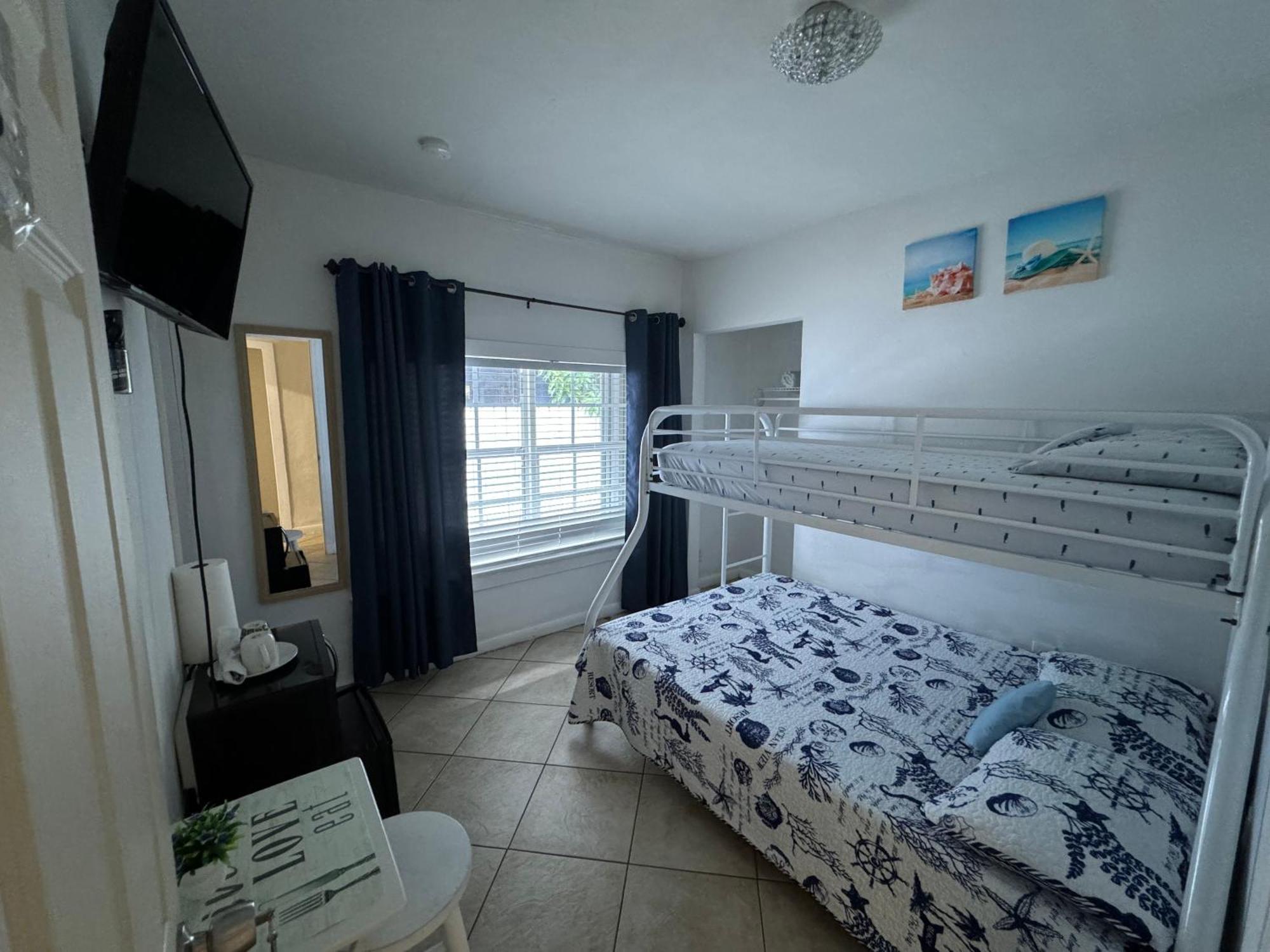 B5 Best Value On Private Bedroom With Private Bathroom In Little Havana, Miami Luaran gambar